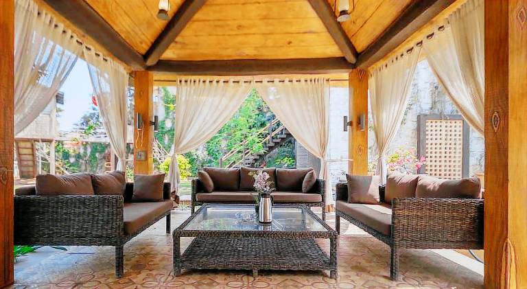 Spacious villa with pool, yard & barbecue | Dogs allowed — photo 3
