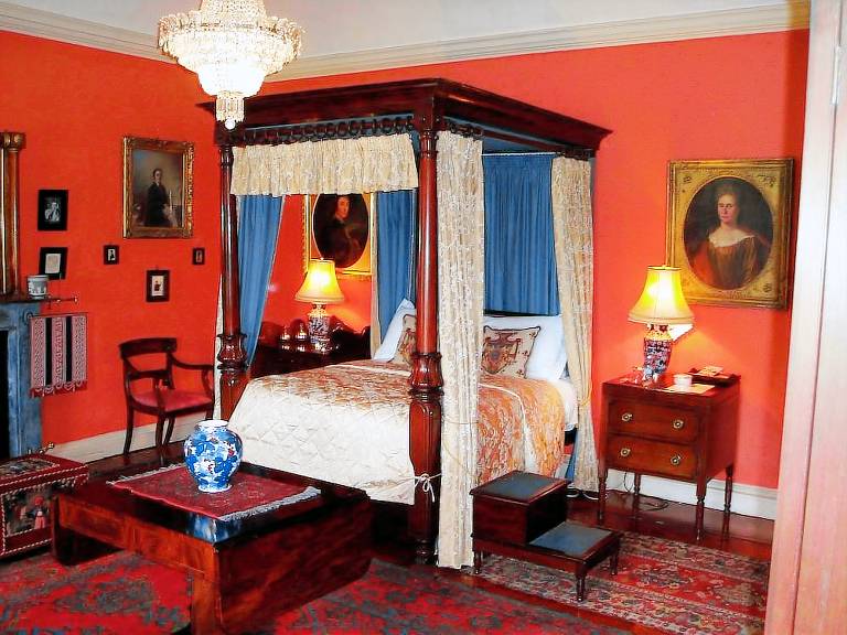 Bed & Breakfast  Collon
