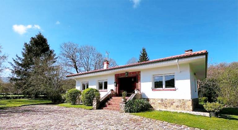 145 m&sup2; Ferienhaus