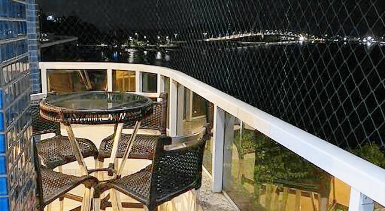Apartment with pool — photo 3