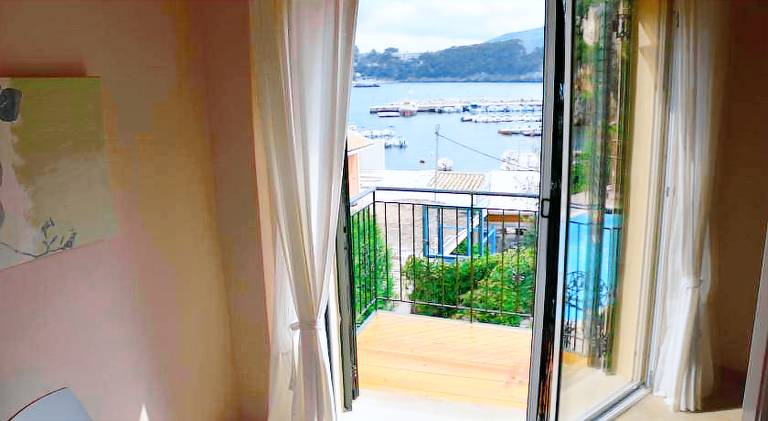 Holiday apartment with barbecue, pool & garden — photo 5