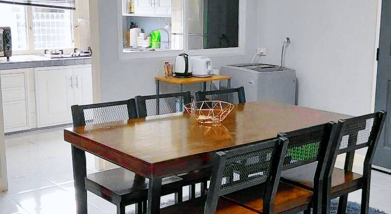 House with patio — photo 3