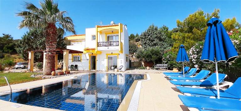 Villa Kalathos