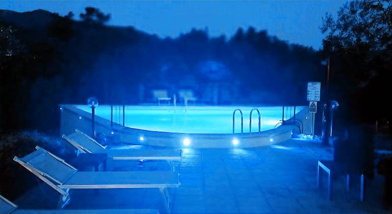 Children-friendly holiday apartment with terrace, garden & pool | Pets are welcome — photo 3