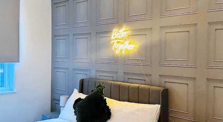 Holiday apartment | Next to Manchester Town Hall | Pets are welcome in Manchester