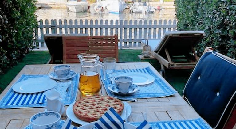 Vacation home with yard & patio | Next to the beach | Pet-friendly — photo 4