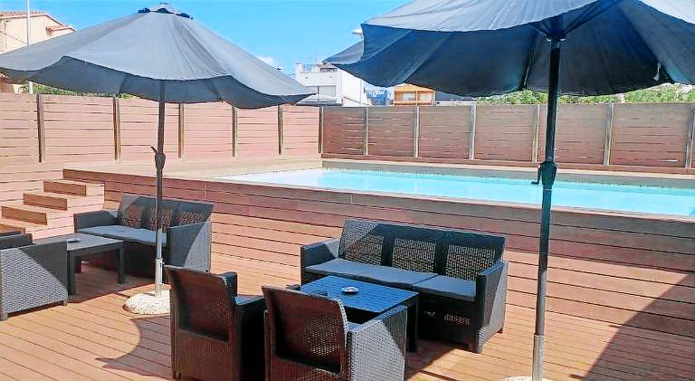 Pleasant serviced apartment with terrace & pool | Pets are welcome — photo 4