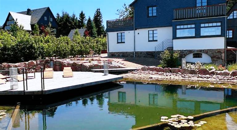 Lovely apartment with pool | Dogs allowed in Altenberg