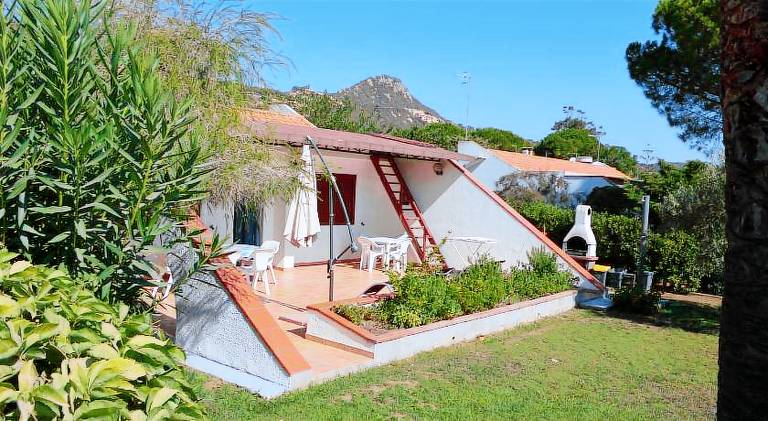 House | Close to the beach | Pets allowed — photo 3
