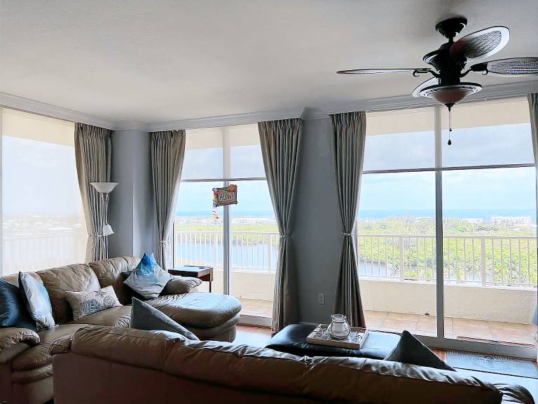 Condo  Lake Worth