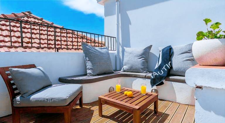 Children-friendly villa with yard, terrace & hot tub | Suitable for remote work | Pet-friendly — photo 5