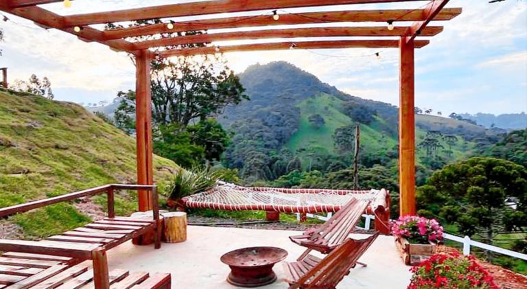 Lodge with garden, terrace & hot tub | Suitable for remote work — photo 5