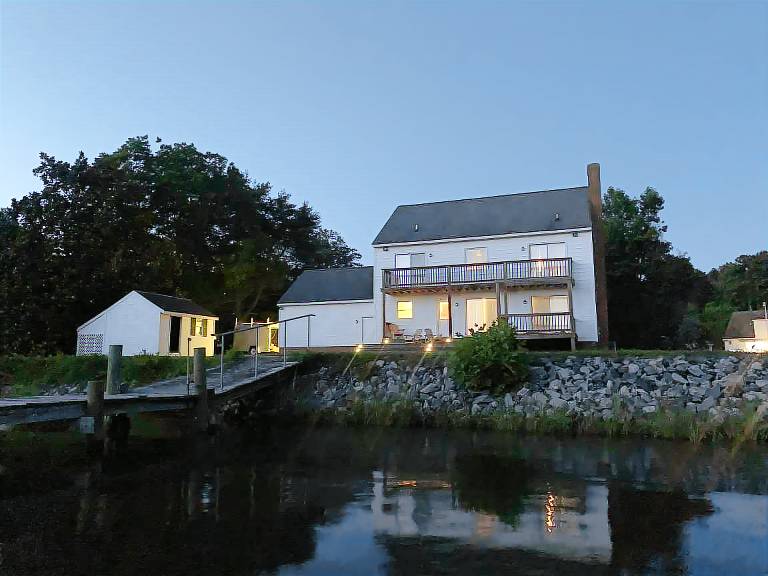 House White Stone