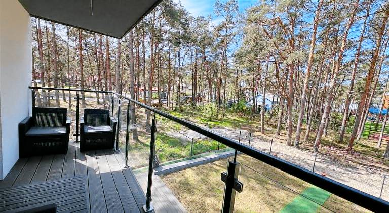 Rental apartment with yard & terrace — photo 2