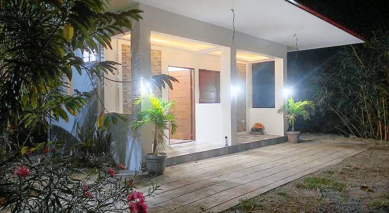 Serviced apartment with garden in Vigan