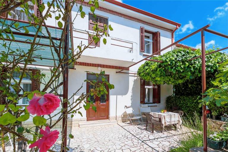 Ferienhaus  Jadranovo