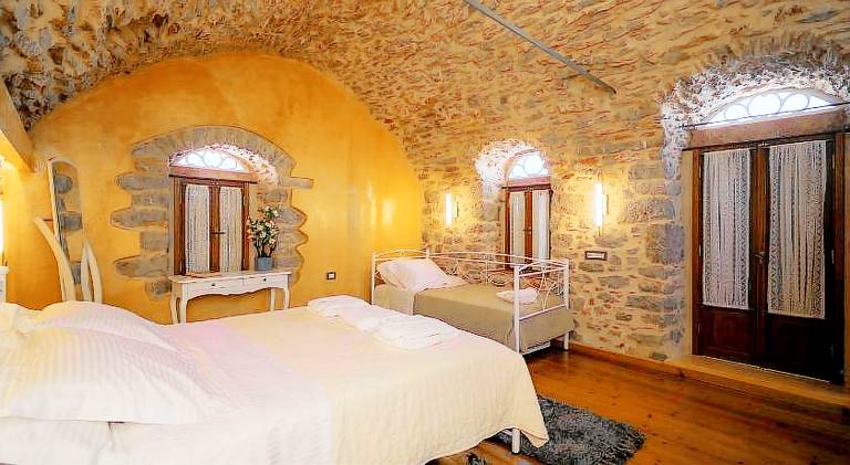 Pleasant holiday apartment | Pets are welcome in Chios