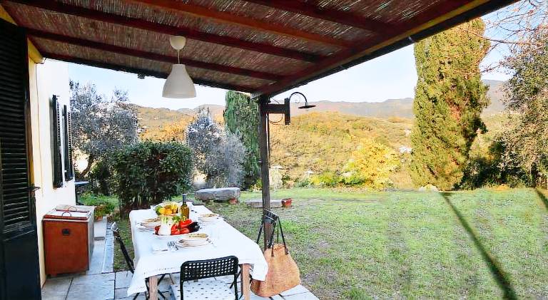 House with 2 rooms for 6 persons in Lucca