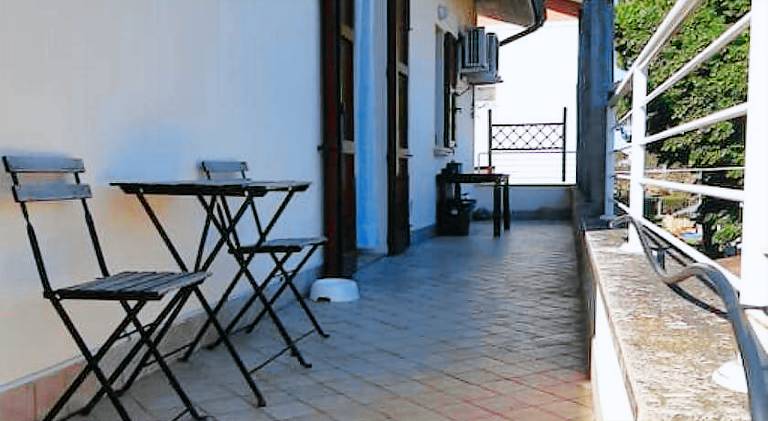 Holiday apartment with 1 room for 4 persons — photo 5