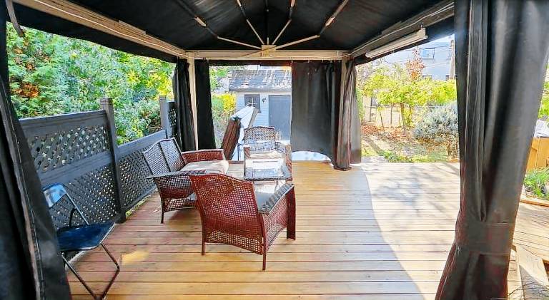Rental apartment with jacuzzi — photo 4