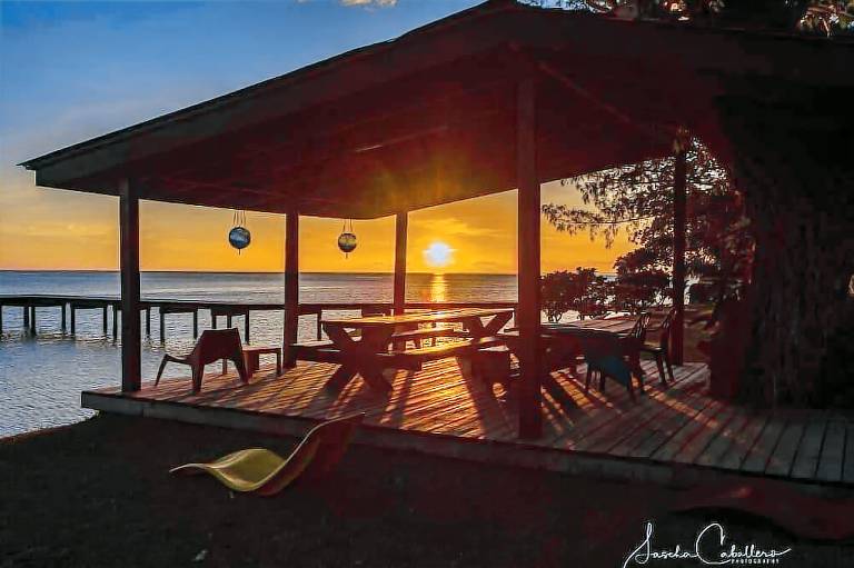 Linareva Moorea Beach Resort