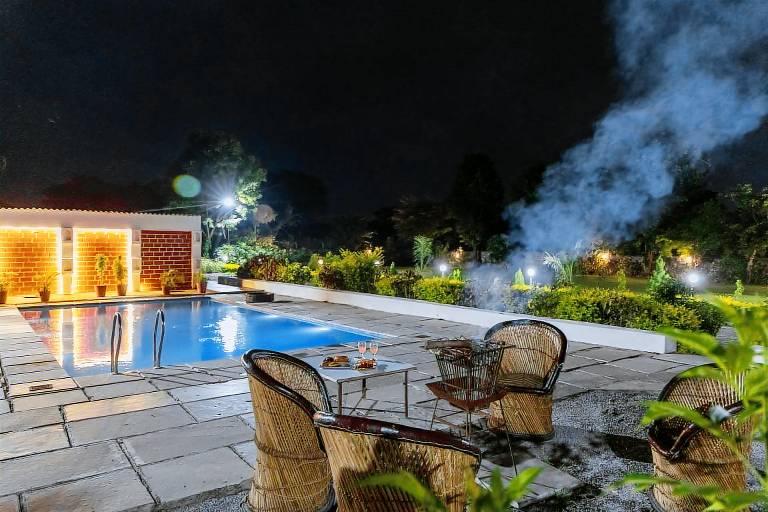 Villa with yard & grill — photo 3