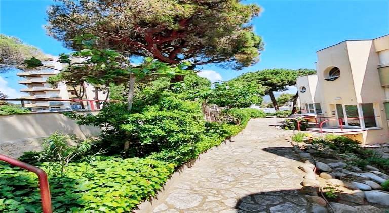 Apartment with pool, terrace & garden | Dogs allowed — photo 3