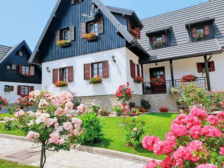 House  Plitvica Selo