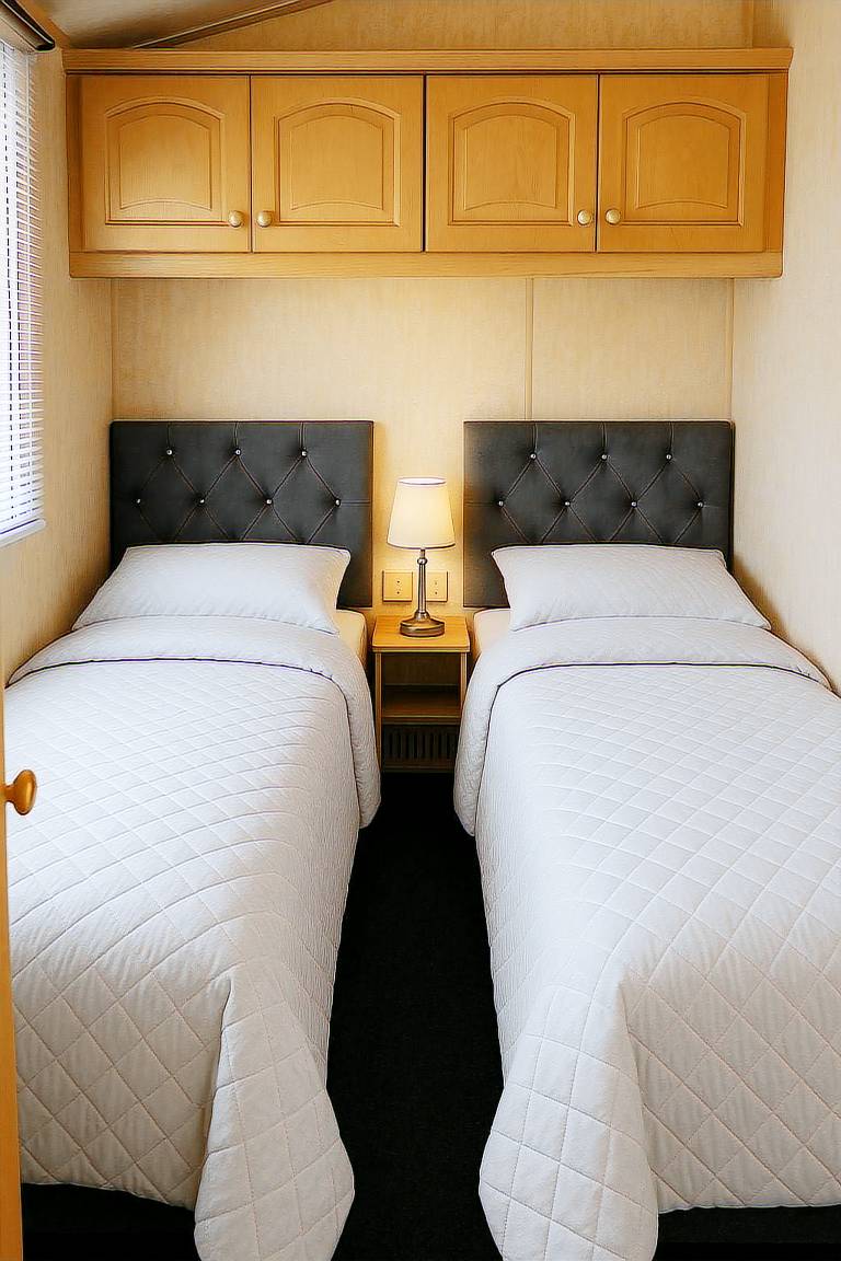 Cabin  West Mersea