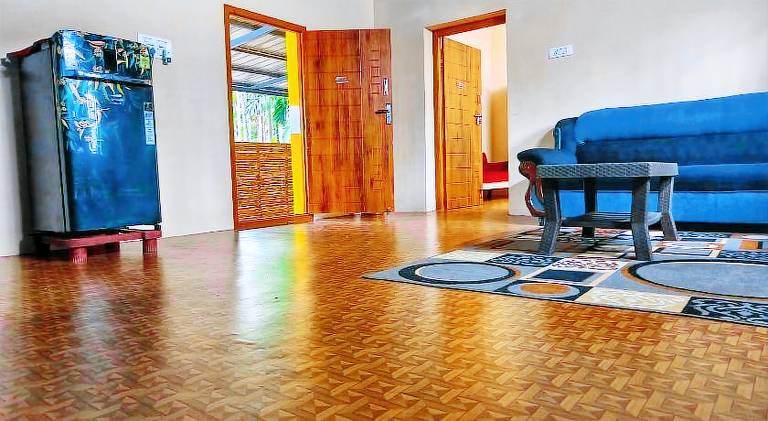 Villa with terrace, yard & BBQ | Suitable for remote work | Pets are welcome — photo 3