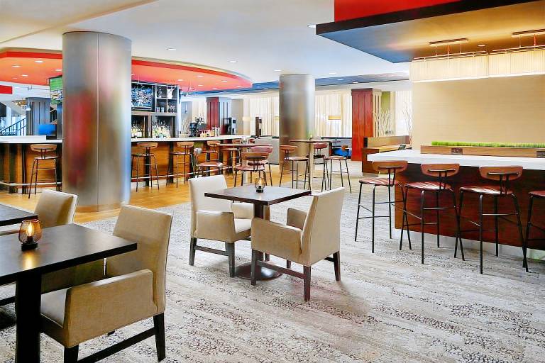 Courtyard by Marriott Arlington Crystal City/Reagan National Airport — photo 3