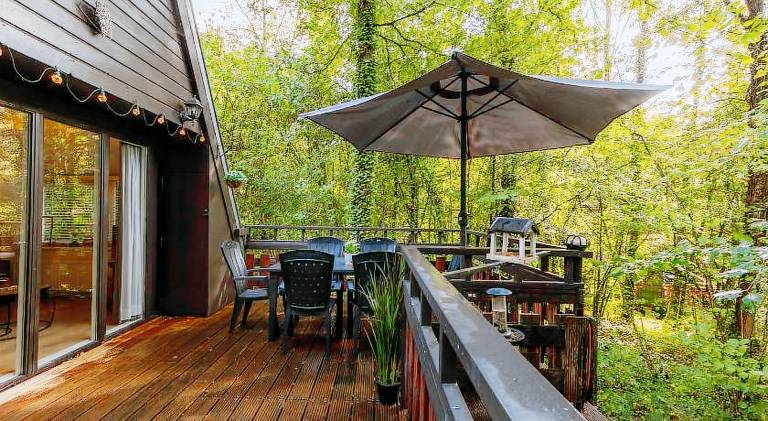 Chalet with pool | Pets are welcome — photo 3