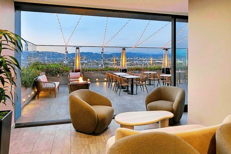 AC Hotel Beverly Hills — photo 4