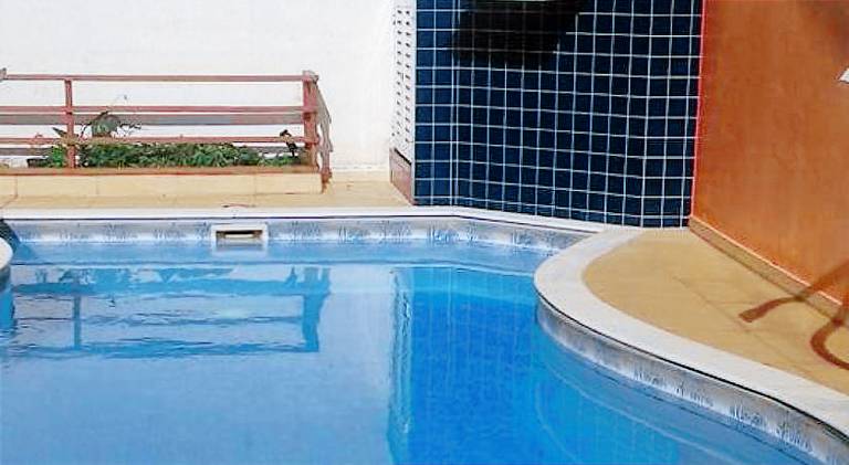 Holiday apartment with pool — photo 5
