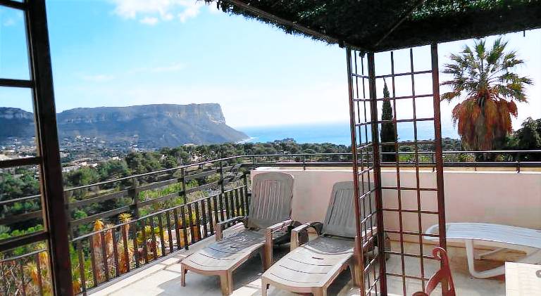 Rental apartment with 1 room for 4 persons in Cassis