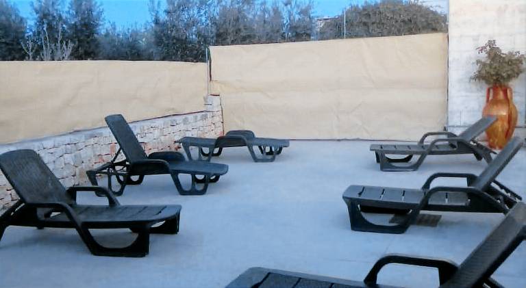 House with pool — photo 5