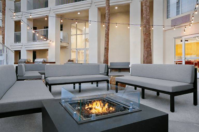 Home2 Suites by Hilton Scottsdale Old Town — photo 4