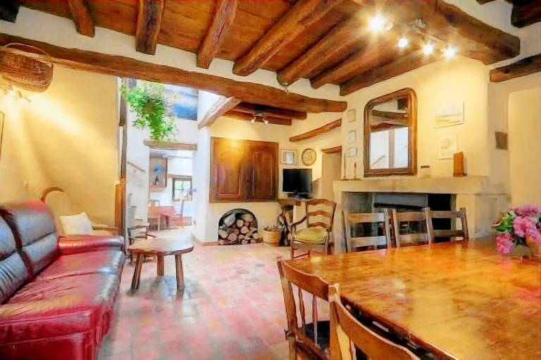 Cottage Buffon
