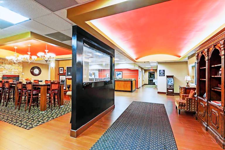 Hampton Inn Oklahoma City-Northwest — photo 2