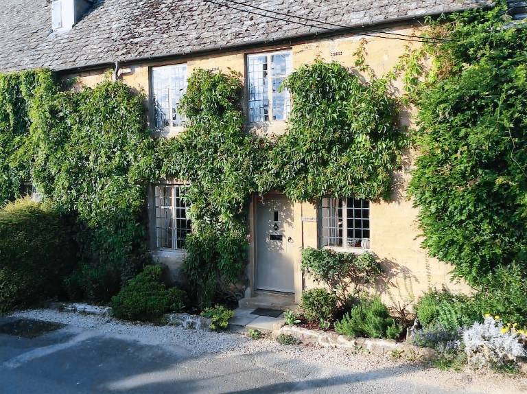 House Kingham