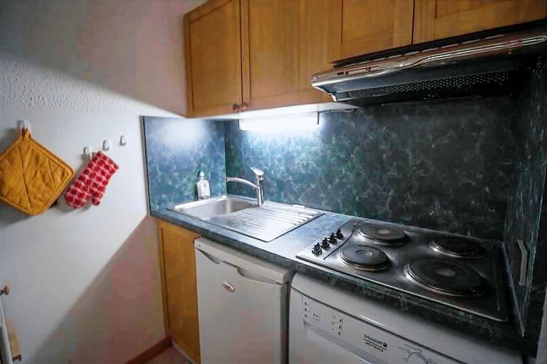 Apartment with 1 room for 5 persons — photo 5