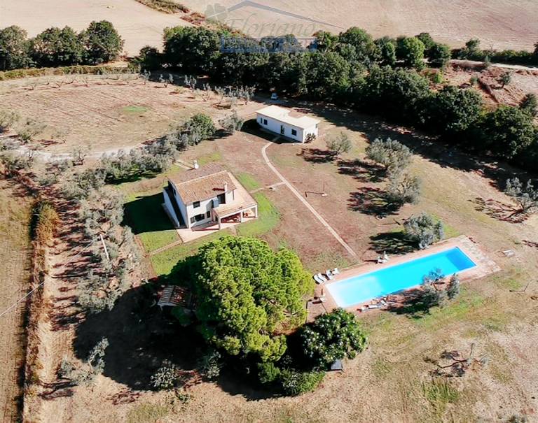Fully equipped charming villa with garden & private pool | Garden view | Pet-friendly — photo 4