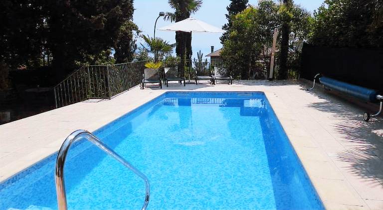 Holiday apartment with pool | Next to the beach | Dogs allowed in Opatija