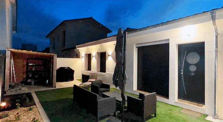House with yard & barbeque — photo 5