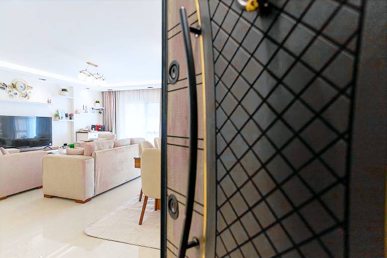 Fully equipped spacious apartment with pool & garden | Perfect for remote work | Pets allowed — photo 5