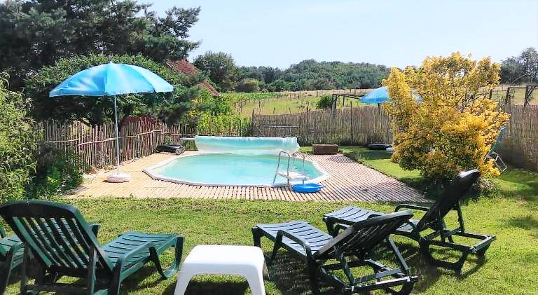 House with pool | Pets allowed — photo 3