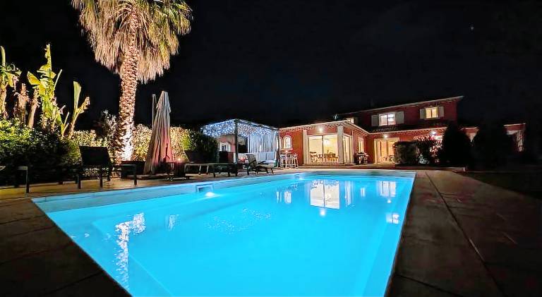 Apartment with pool & hot tub | Dogs allowed — photo 2