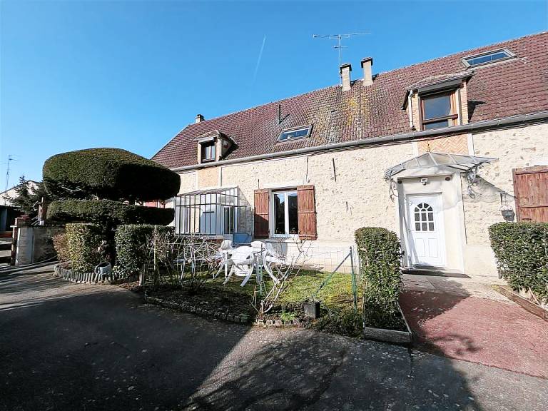 G&icirc;te Ren&eacute;