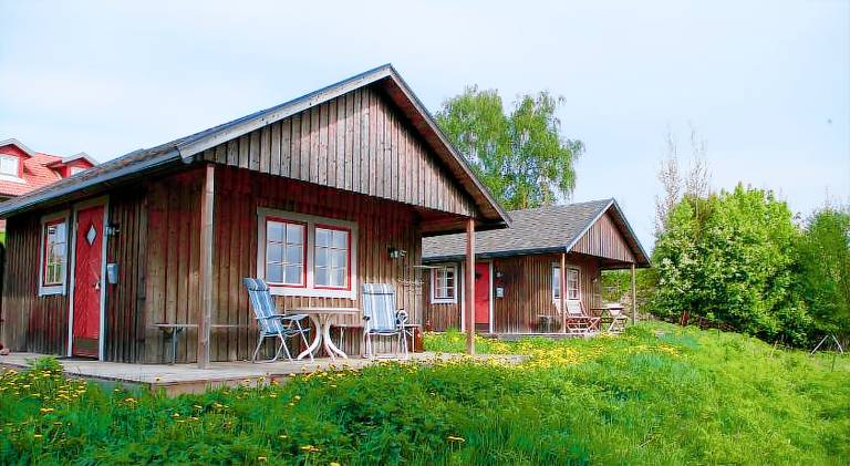 House with hot tub, sauna & barbecue in Karlstad