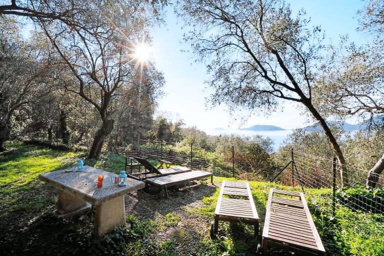 Apartment 'Casa Conte Picedi Appartamento Luna' with Sea View in Ameglia